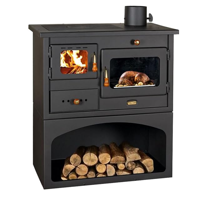 A wood-fired kitchen cooker with an oven and hotplate, rated 10.1 kilowatts